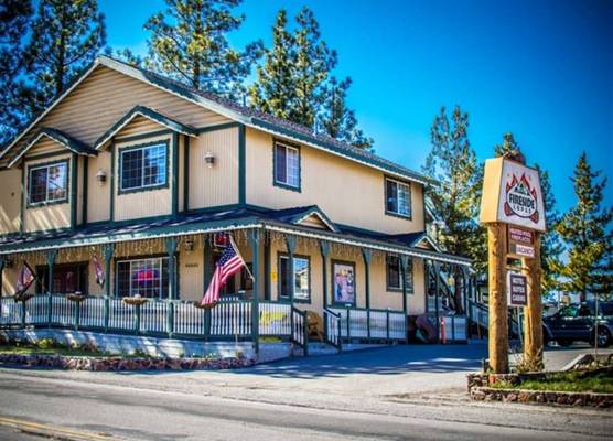 Fireside Lodge 1