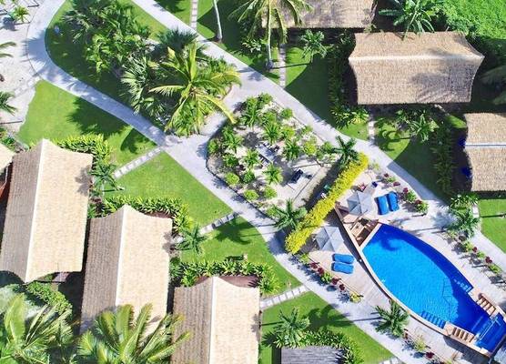 Magic Reef Bungalows 1