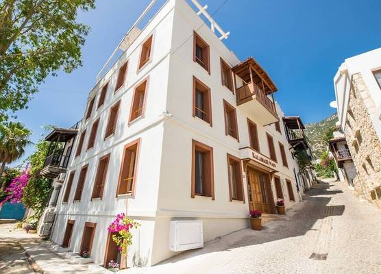 KALAMAKİ FLATS 1