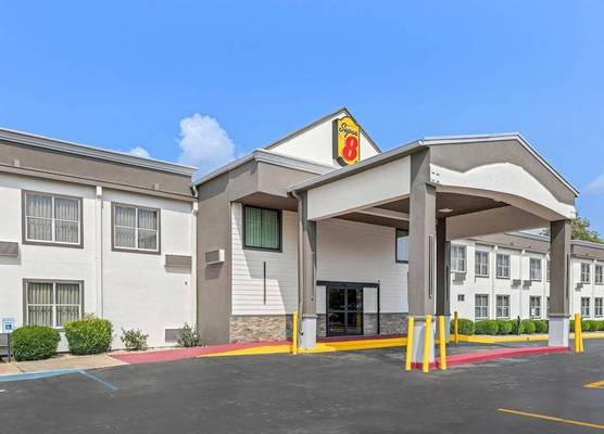 Super 8 by Wyndham Athens 1