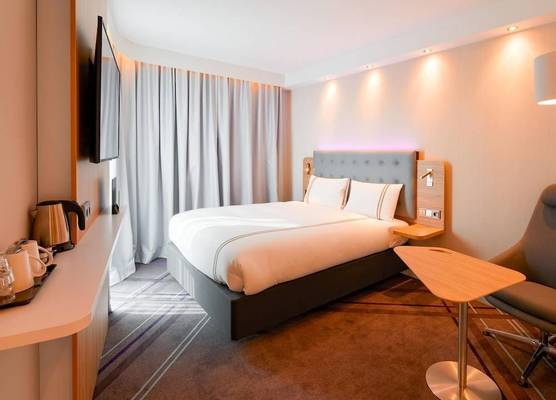 Premier Inn Mannheim City Centre 1