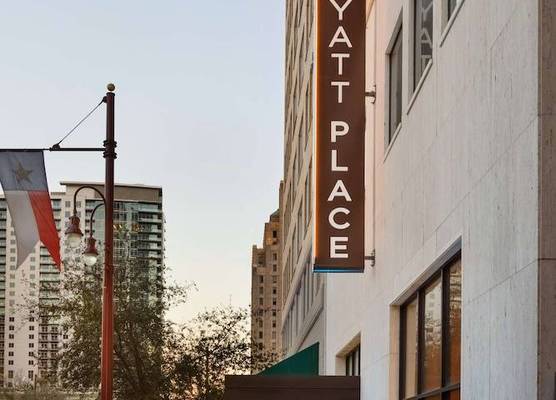 Hyatt Place Houston Downtown 1