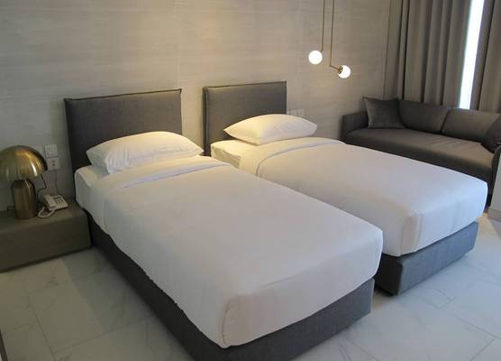 ashley hotel bkk 1