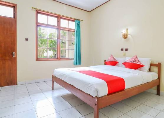 Super OYO 1654 Maha Bharata Kuta Inn 1