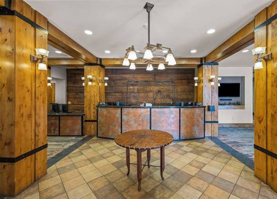Lodge at Mountaineer Square 1