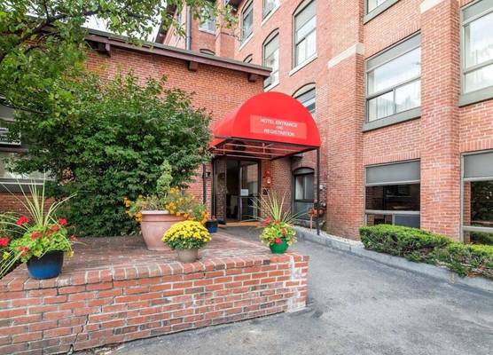 Econo Lodge Manchester 1
