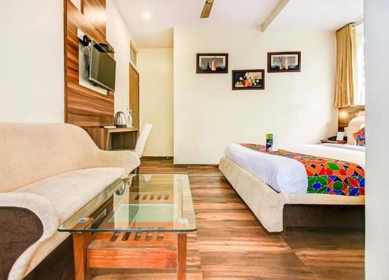 New Axis By Glitz Hotels 1
