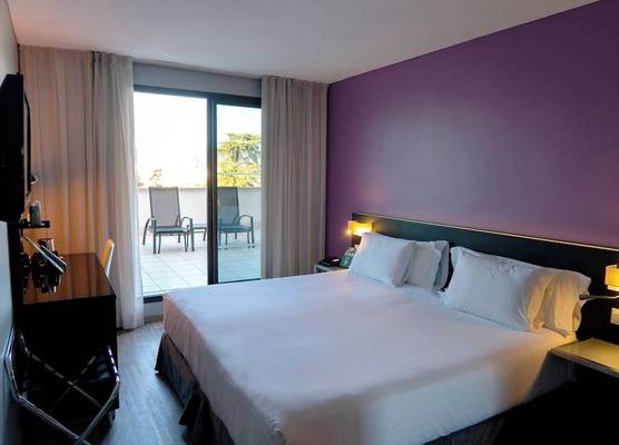 Sercotel Córdoba Medina Azahara 1