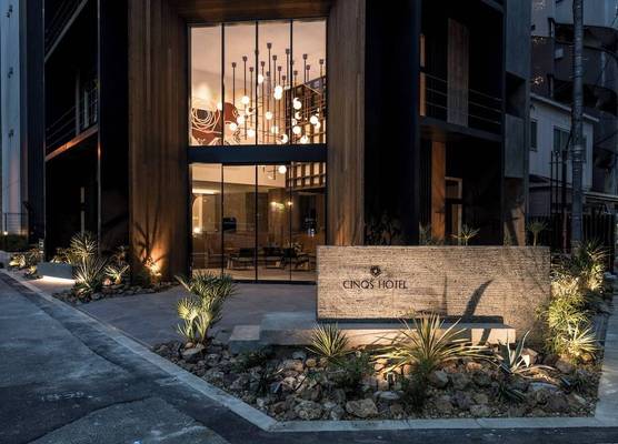 CINQS Hotel 1
