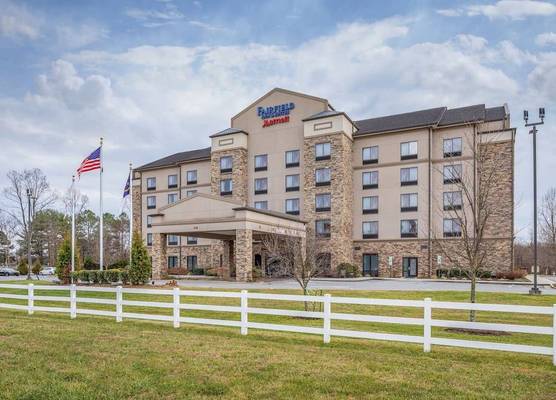 Fairfield Inn Suites Elkin Jonesville 1