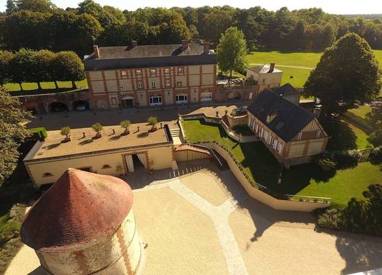 Le Domaine de Montchevreuil 1