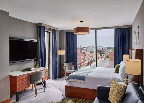 Lockwood Hotel 1