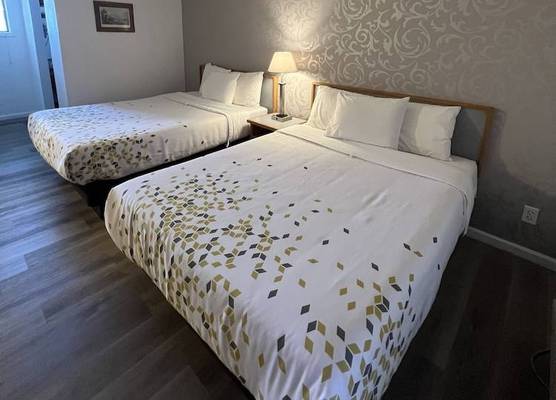 Cedarwood Inn of Ashland 1