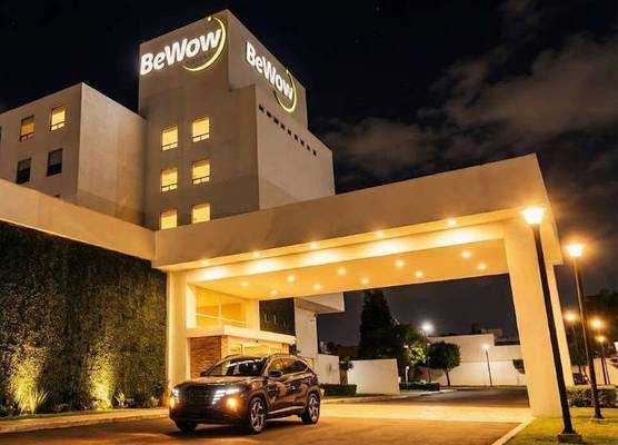 BeWow Hotel Querétaro 1