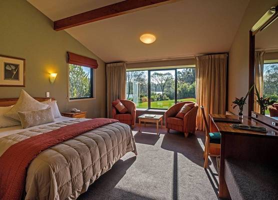 Wilderness Lodge Lake Moeraki 1