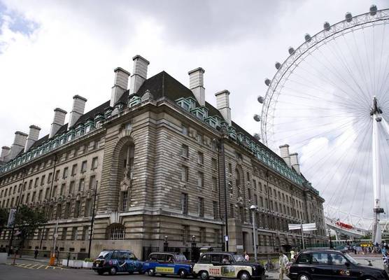 Premier Inn London County Hall 1