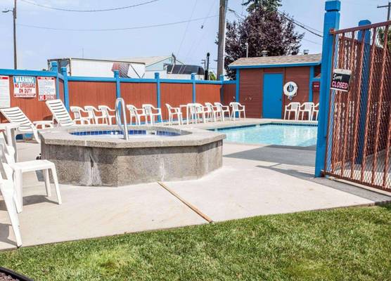 Rodeway Inn & Suites Spokane Valley 1