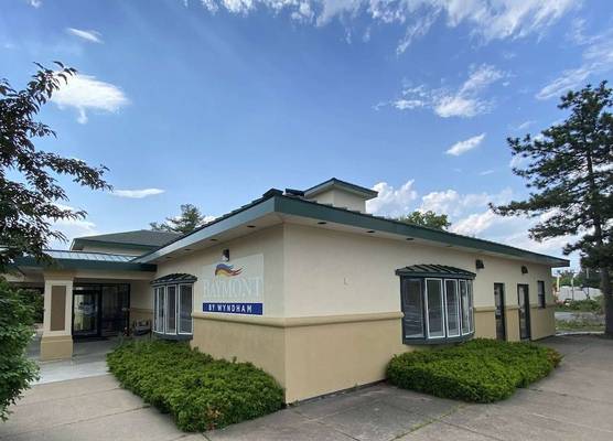 Baymont by Wyndham Latham Albany Airport 1