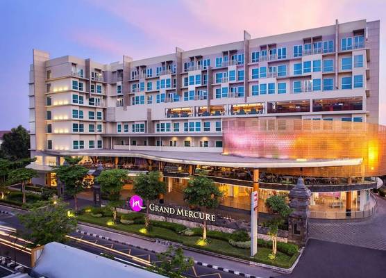 Grand Mercure Yogyakarta Adi Sucipto 1