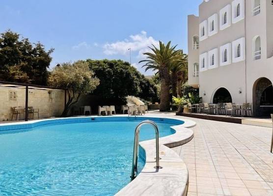 Karteros Hotel 1