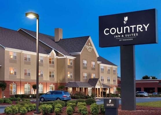 Country Inn & Suites by Radisson, Warner Robins, GA 1