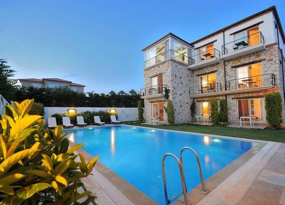 Cesme Elysium Hotel 1