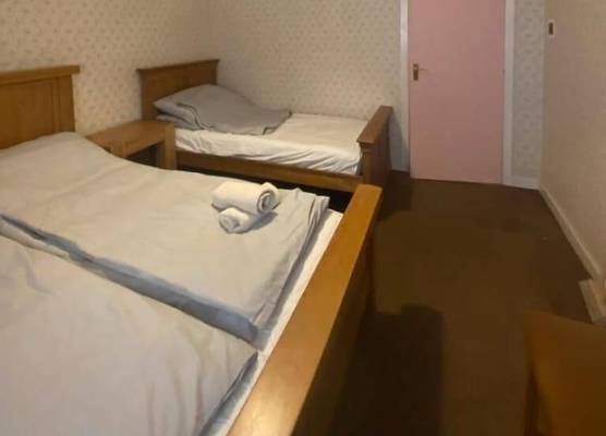 EDI B&B 1