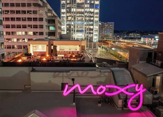 Moxy Cincinnati Downtown 1