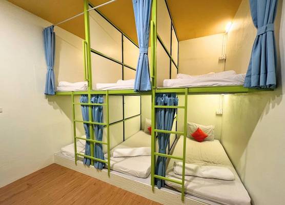 Sleepy Station Hostel 1