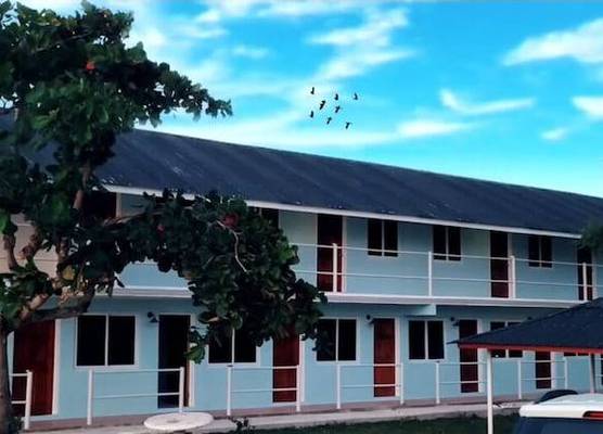 Airport Beach Hotel 1