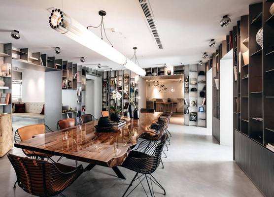 Sir Savigny Hotel 1