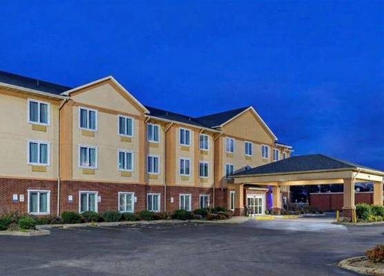 Springplace Inn & Suites 1