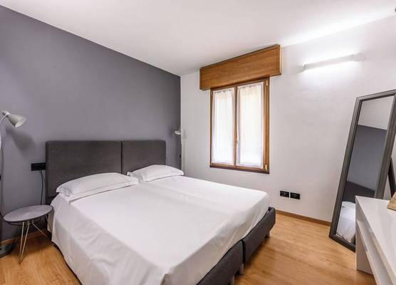 Emilia Studios 6 1