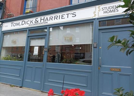 Tom Dick and Harriet's Accommodation 1