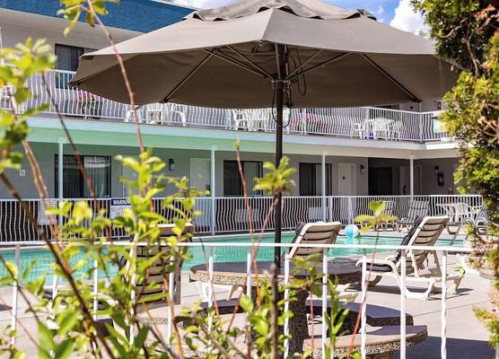 Siesta Suites 1