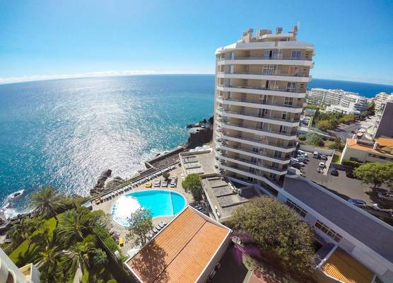 Duas Torres Hotel 1