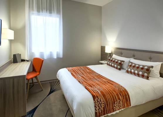 Logis Hotel Restaurant & SPA Au Comte d'Ornon 1