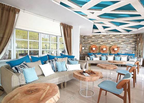 Kythnos Bay Hotel 1