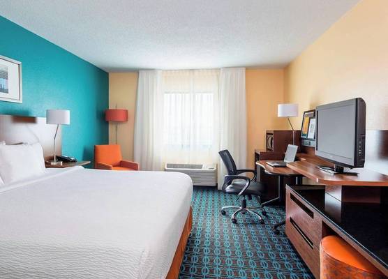 Fairfield Inn & Suites Springfield 1