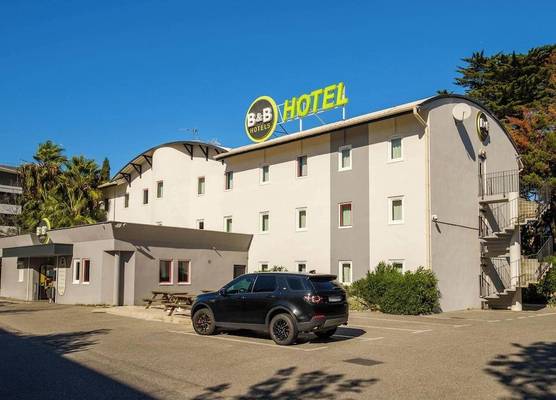 B&B HOTEL Villeneuve Loubet Plage 1
