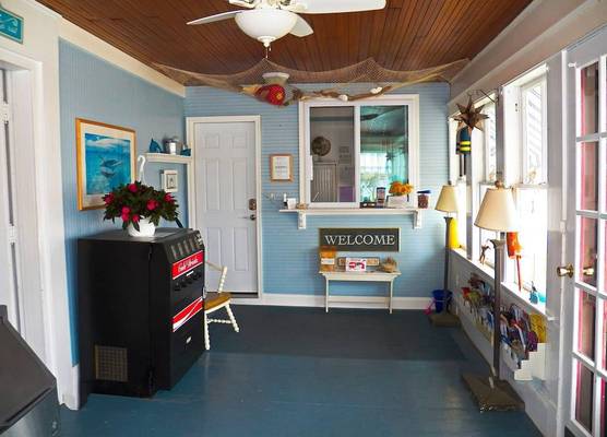 Coast Village Inn 1