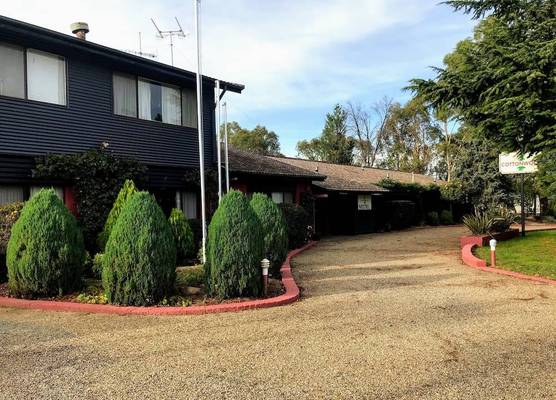 Cottonwood Lodge 1