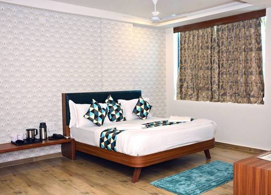 Hotel Royal Wings 1