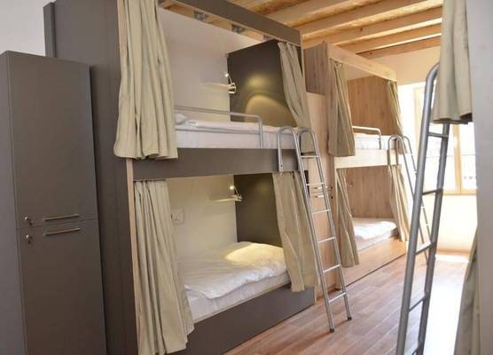 Hostel Antique 1