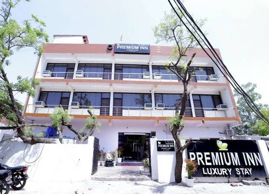 Corporate inn 52 1