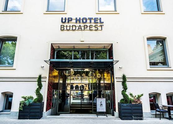 Up Hotel Budapest 1