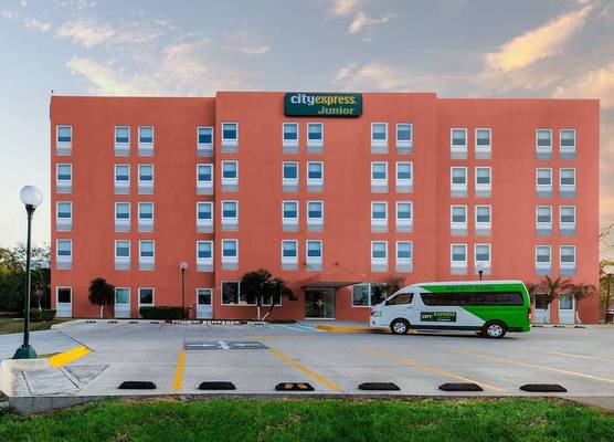 City Express Junior by Marriott Tuxtla Gutierrez Poliforum 1