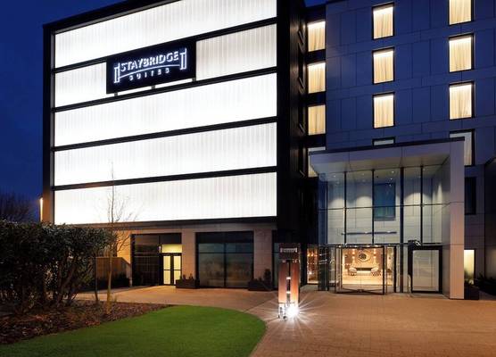 Staybridge Suites LONDON - HEATHROW BATH ROAD by IHG 1