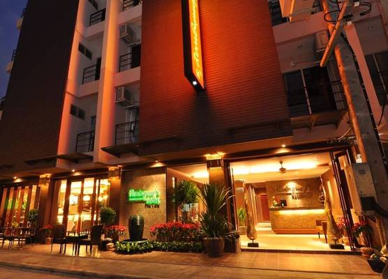 Hemingway's Hotel 1