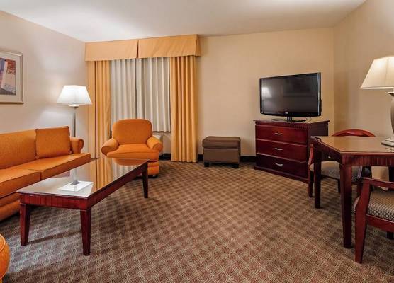 Best Western Plus West Covina Inn 1